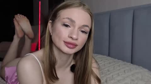 karinchik544 online show from 04-27-26, 11:52