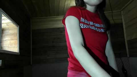 Snapshot of karindesisto chatting on 11-26-25, 05:41 Elisa online show from 11-26-25, 05:41