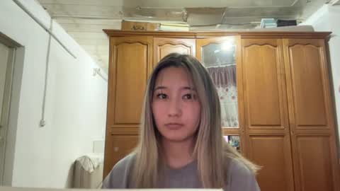 Snapshot of karissagius chatting on 06-27-26, 12:22 karissagius online show from 06-27-26, 12:22