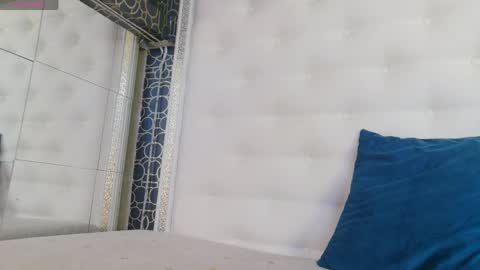 Snapshot of karissia_ chatting on 05-26-26, 03:46 KARISSIA online show from 05-26-26, 03:46