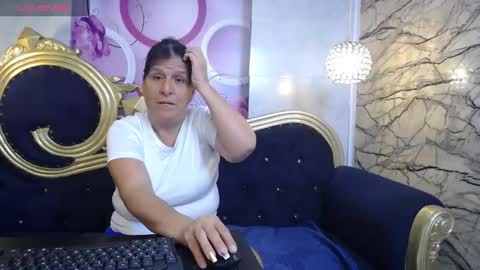 Karito online show from 12-15-24, 11:12