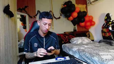 KARLA Y KALVIN online show from 11-02-25, 02:14