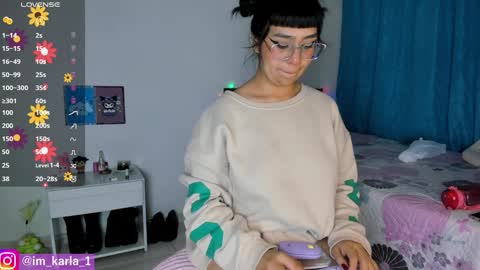 Snapshot of karla__1 chatting on 01-12-25, 02:35 Ill be on at sunday see u Lynn  Could u help me to reach 100 Thmbs upp plssss   Independent girl 3 online show from 01-12-25, 02:35