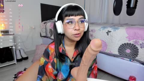 Snapshot of karla__1 chatting on 02-08-25, 06:12 Ill be on at sunday see u Lynn  Could u help me to reach 100 Thmbs upp plssss   Independent girl 3 online show from 02-08-25, 06:12