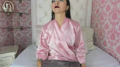 karla_crruz online show from 05-13-26, 09:22