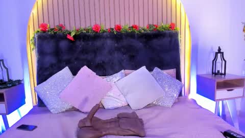 Karla Gonzaless online show from 10-14-25, 10:21