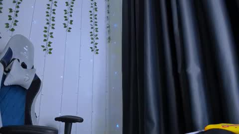 karla_lim online show from 02-16-26, 08:43