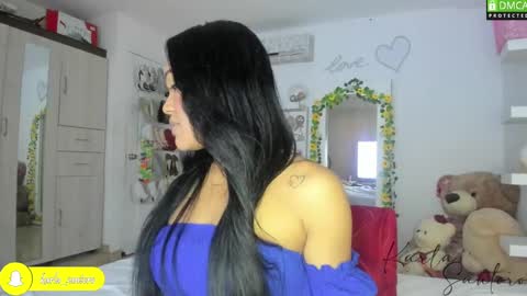 Snapshot of karla_santoro chatting on 01-15-25, 06:01 Karla Santoro online show from 01-15-25, 06:01