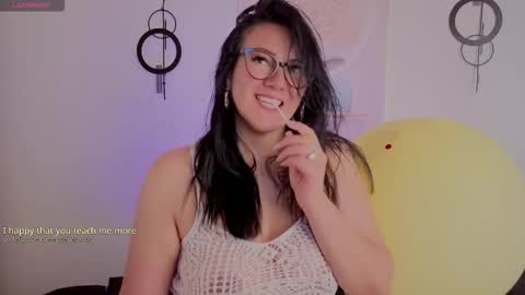 Snapshot of karla_valk1 chatting on 09-15-25, 05:24 karla online show from 09-15-25, 05:24