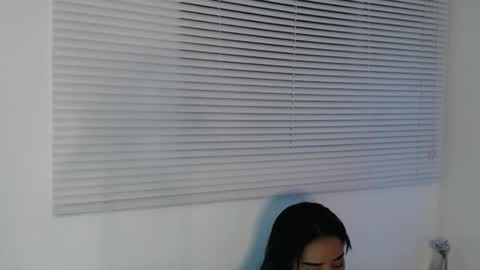 Snapshot of karlaa_bigxxx chatting on 10-22-25, 12:33 KARLA ARANGO online show from 10-22-25, 12:33