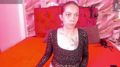 Snapshot of karlaahott chatting on 04-18-26, 07:40 karlaahott online show from 04-18-26, 07:40