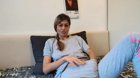 Snapshot of karladreamssex chatting on 10-13-25, 06:24 Crystyna online show from 10-13-25, 06:24