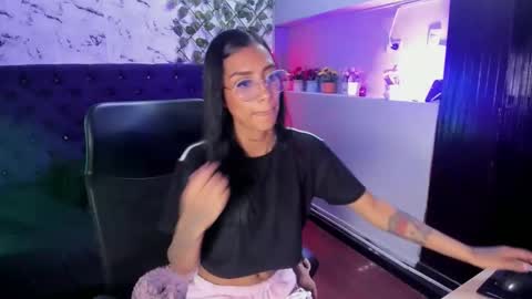 karlaslutskinny__ online show from 04-16-26, 09:37