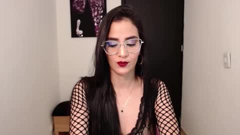 Snapshot of karlota_hank chatting on 10-25-25, 10:59 Karlis online show from 10-25-25, 10:59