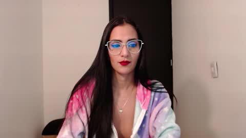 Snapshot of karlota_hank chatting on 02-09-26, 04:38 Karlis online show from 02-09-26, 04:38