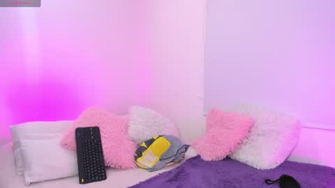 Snapshot of karly__rios chatting on 07-29-26, 03:37 Karlyy online show from 07-29-26, 03:37