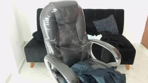 KARLYE online show from 12-22-24, 07:44