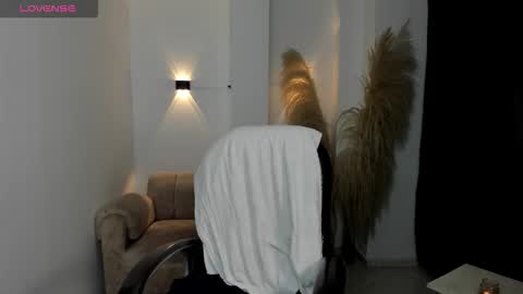 KARLYE online show from 02-26-26, 01:59