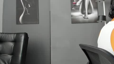   online show from 04-11-26, 04:33