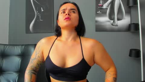   online show from 06-03-26, 04:56