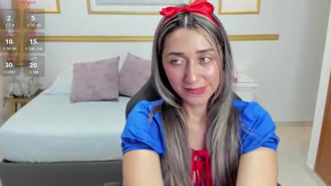 karlyy_ online show from 10-30-25, 07:36