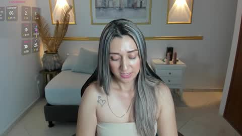 karlyy_ online show from 11-24-25, 08:52