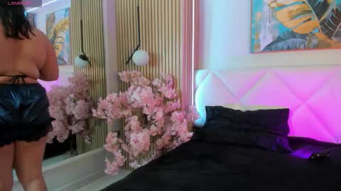 karo_linee online show from 02-26-26, 12:04