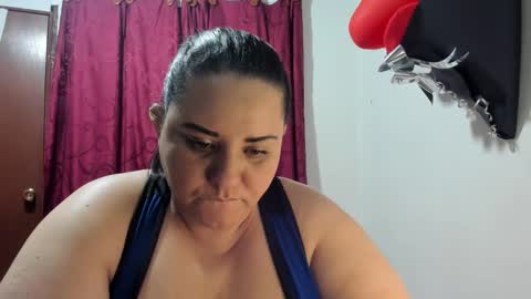 Snapshot of karol103900 chatting on 01-12-25, 02:56 Karol online show from 01-12-25, 02:56