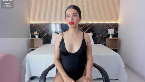 karol_cortes online show from 10-16-25, 07:26