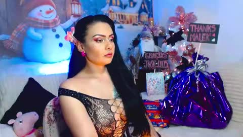 Karol Kenedy online show from 12-23-25, 07:28