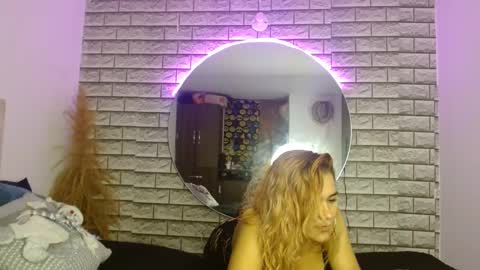 Karol labichota online show from 12-27-24, 03:09