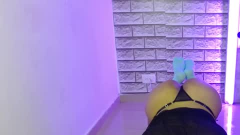 Karol labichota online show from 01-22-25, 04:34