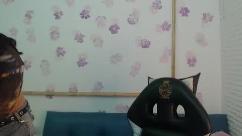 Snapshot of karol_prescot chatting on 04-29-26, 02:10 Karol online show from 04-29-26, 02:10