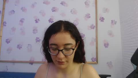Snapshot of karol_prescot chatting on 05-03-26, 01:28 Karol online show from 05-03-26, 01:28