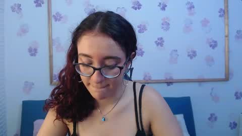 Snapshot of karol_prescot chatting on 05-09-26, 02:33 Karol online show from 05-09-26, 02:33