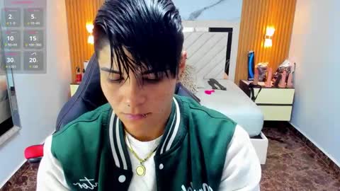 Snapshot of karolandluna chatting on 09-12-25, 07:36 Karol and Luna online show from 09-12-25, 07:36