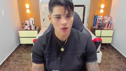 Snapshot of karolandluna chatting on 10-02-25, 02:29 Karol and Luna online show from 10-02-25, 02:29