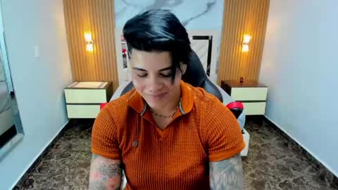 Snapshot of karolandluna chatting on 05-21-26, 07:21 Karol and Luna online show from 05-21-26, 07:21