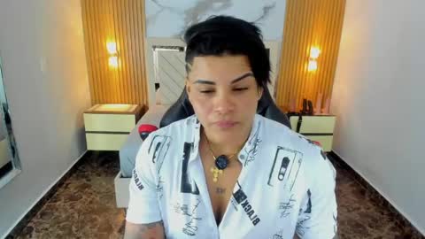 Snapshot of karolandluna chatting on 05-23-26, 07:07 Karol and Luna online show from 05-23-26, 07:07