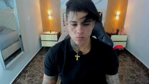 Snapshot of karolandluna chatting on 06-04-26, 12:33 Karol and Luna online show from 06-04-26, 12:33