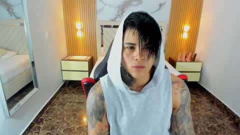 Snapshot of karolandluna chatting on 07-01-26, 07:35 Karol and Luna online show from 07-01-26, 07:35
