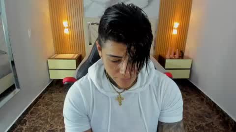 Snapshot of karolandluna chatting on 07-02-26, 12:33 Karol and Luna online show from 07-02-26, 12:33