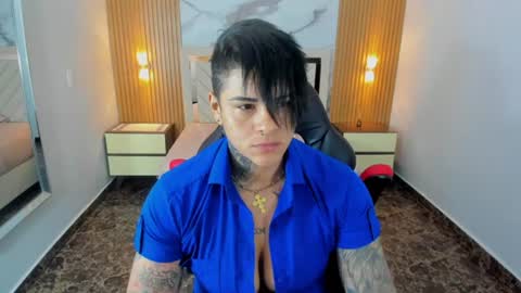 Snapshot of karolandluna chatting on 07-04-26, 12:00 Karol and Luna online show from 07-04-26, 12:00