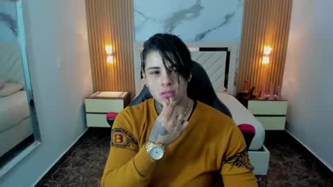 Snapshot of karolandluna chatting on 07-10-26, 12:30 Karol and Luna online show from 07-10-26, 12:30