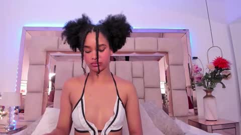 Karol  online show from 12-20-25, 06:04