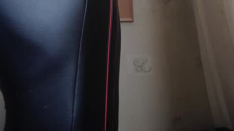 Snapshot of karolhorny96 chatting on 12-06-24, 09:21 Karol  online show from 12-06-24, 09:21