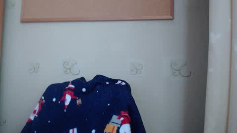 Snapshot of karolhorny96 chatting on 10-18-25, 08:04 Karol  online show from 10-18-25, 08:04