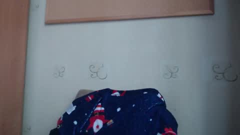 Snapshot of karolhorny96 chatting on 10-20-25, 06:36 Karol  online show from 10-20-25, 06:36