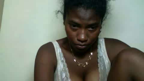 karoliee online show from 04-15-26, 07:58