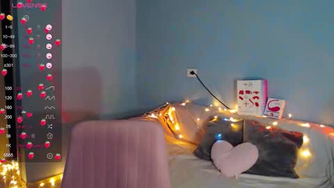 Kira online show from 02-07-26, 02:04